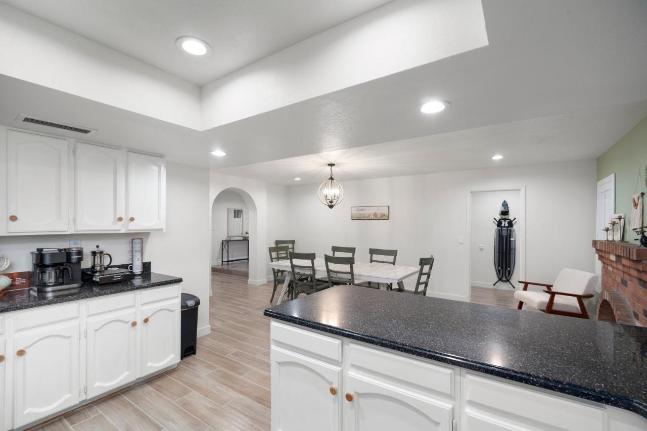 Large Pool With Diving Board, Remodeled 3Bdrm, Near State Farm Stdm And More! Peoria Ngoại thất bức ảnh