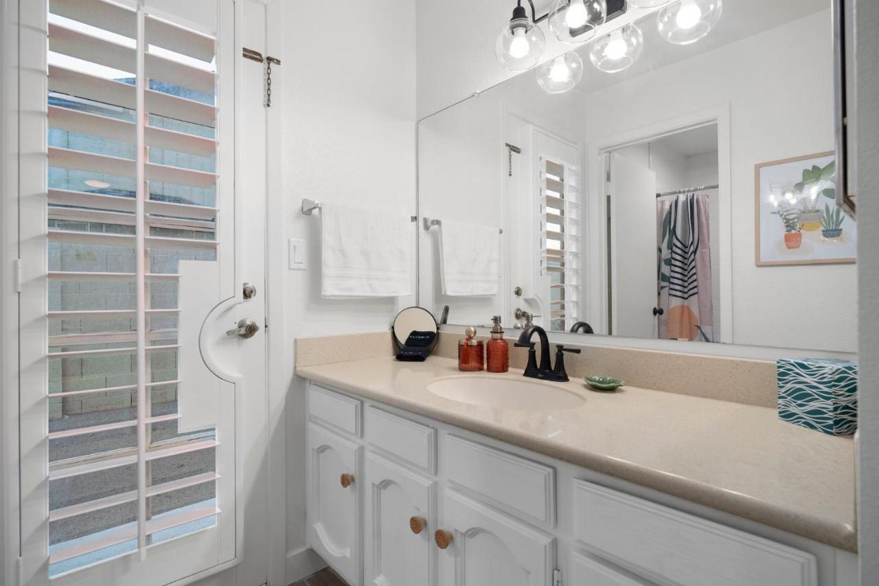 Large Pool With Diving Board, Remodeled 3Bdrm, Near State Farm Stdm And More! Peoria Ngoại thất bức ảnh